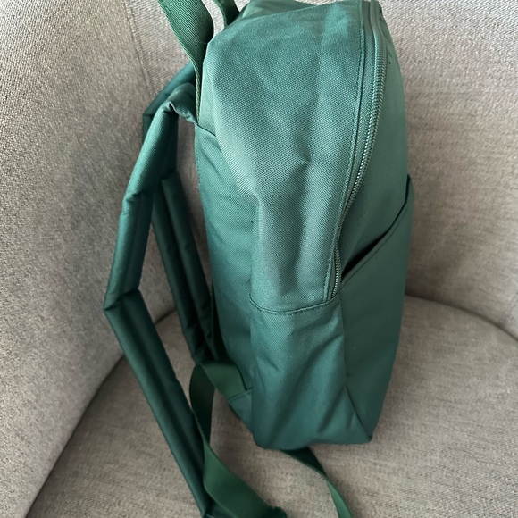 Small Backpack in Hunter Green - Canvelle
